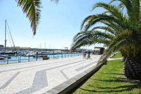 Central Guest House - Image 3