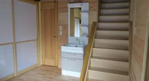 Guesthouse ONE WORLD 一棟貸の宿 - Image 3
