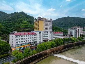 Weiye Hotel - Image 5