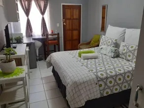 Ubuntu Guesthouse - Image 2