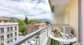 Genteel Home Amira - Image 5