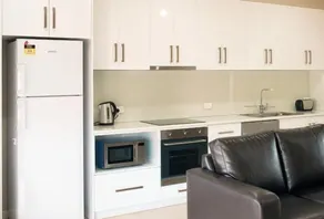 Renmark Holiday Apartments - Image 3