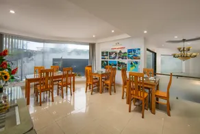 New Airport Hotel - Image 2