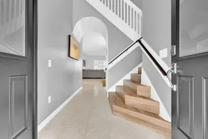 Stunning West Haven Villa with Private Pool Spa and Balcony Near Disney - Image 5