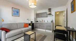 Studio au port de nice - Image 2