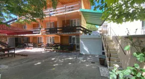 Family Hotel Yulian - Image 5