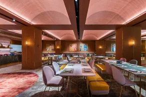 Xi'an YMCA Holiday Hotel - Image 2