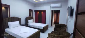 Islamabad Travelodge Guest House - Image 4