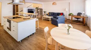 SpaTown Promenade Apartment - Image 5
