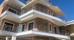 Alkioni's Nest Apartments - Image 5
