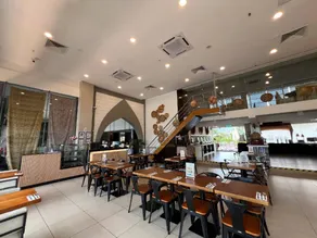 SSL Traders Hotel - Image 3
