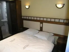 P6 Antwerp - Image 3