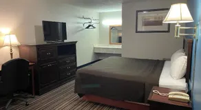 Budget Inn Motel - Image 5