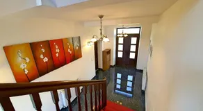 Zur Krone Aparthotel - Image 3