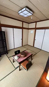 Heal Cafe Hiroshima Guesthouse Japanese-style room - Image 2