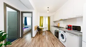 DEKO Apartments & Studios Near Palas Mall - Parking Option - Image 2