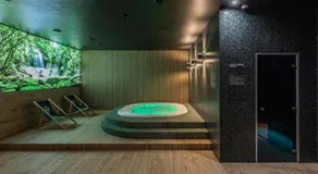 Hotel Fox - Image 2