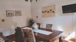 Oregon Place Guest House - Image 5