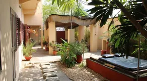 La Nouvelle Guesthouse - Image 5