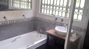Zonke Bonke Guest House Randburg - Image 3