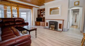 Shoreline Cottage - Image 2