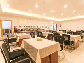 GreenTree Inn Suzhou Tai Lake Xukou Town Government Express Hotel - Image 3