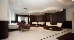 E' Hotel - Image 3