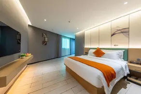 Hongshuo Hotel (Dongguan Liaobu Wanrun Plaza Branch) - Image 2