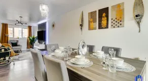 Spacious 5BR - Coop Live & Etihad - Pool Table - Image 4