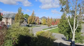 2 Bed, 1 Bath- Main floor, 2 Parking- Licensed - Image 5