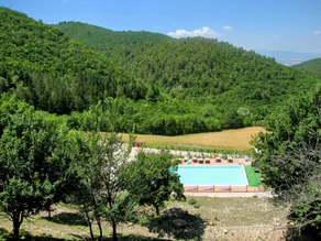 Villa Sole Vini in the Heavenly Heart of Umbria on Top of the World sleeps 50 - Image 4