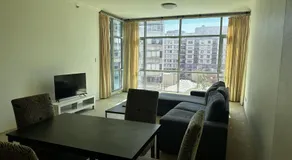 Sydney CBD 2BR 2BA Unit - Free Parking 906 - Image 2