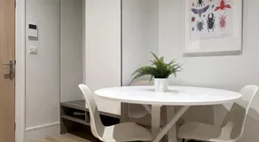 London Heathrow Airport Apartment Voyager House Terminal 12345 - EV Electric and Parking available! - Image 4