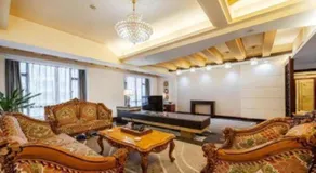 CP Peninsula Hotel - Image 4
