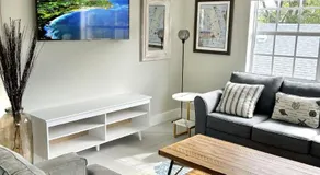 Perfect location, close to everything! - Image 2
