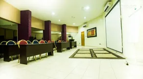 Hotel Bon Voyage - Image 4