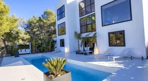 Architect modern design villa in Sitges Hills - Image 4