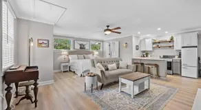 The Country Cottage, Charming 1-Acre Country Escape Near Historic Downtown Franklin - Image 2