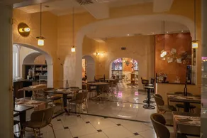 Hotel Roma - Image 2
