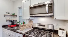 Near Belleville Park & MetLife: Pet-Friendly Stay! - Image 5