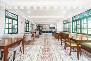 Anchan Laguna Hotel - Image 4