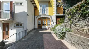 Rose Apartment by Quokka 360 - Refined Two-Bedroom Apartment with Garden - Image 3