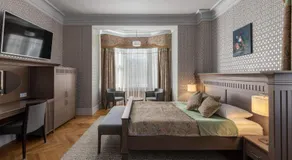 Roze Boutique Hotel - Image 2