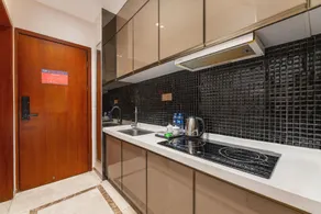Shouhou SOHO Apartment (Luoxi Metro Station Fisherman's Wharf Branch) - Image 5