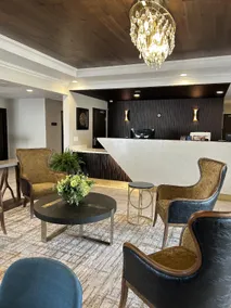 Brady Hotel - Image 4