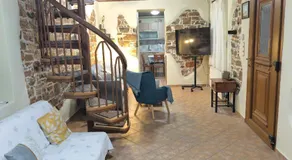 Amelie's Stone House - Image 4