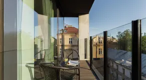 Apartments Kraków Rajska 3 by Noclegi Renters - Image 5