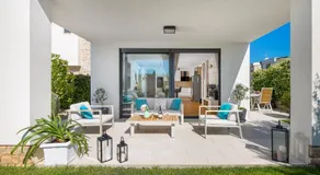 Luxury apartment Hyperion with private pool and garden - Image 3