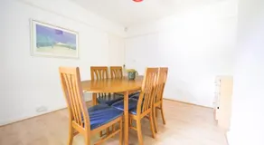 Cambridge North 3 Bedroom Family Home, Spacious Garden, BBQ & Parking - Image 5