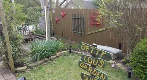 Betty Lous Garden - Image 3